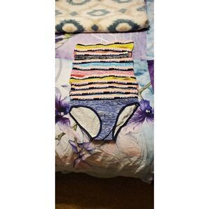 NWOT WOMENS INTIMATES 10 PACK